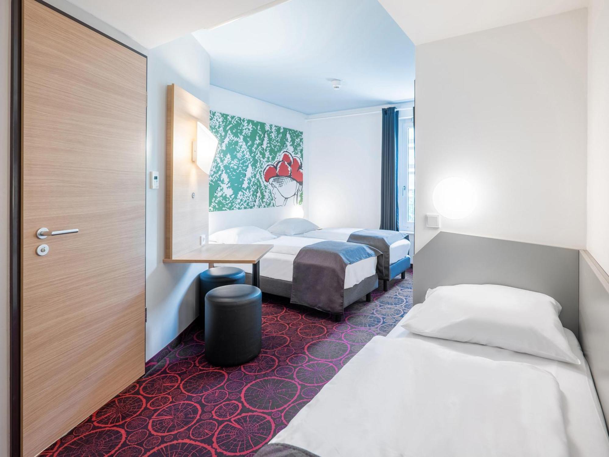 B&B Hotel Offenburg-City Exterior foto
