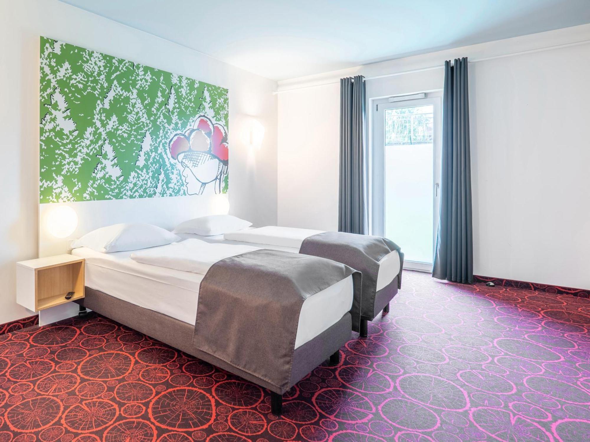 B&B Hotel Offenburg-City Exterior foto
