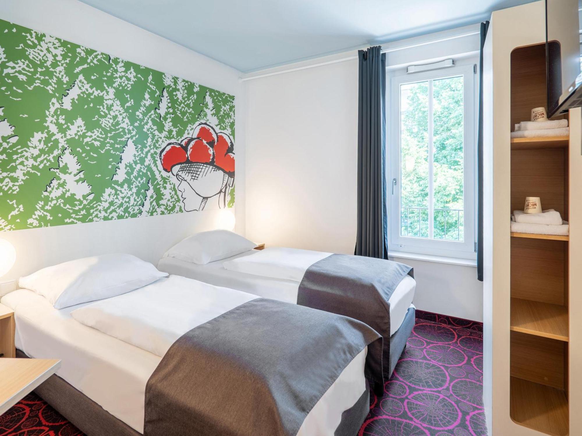B&B Hotel Offenburg-City Exterior foto