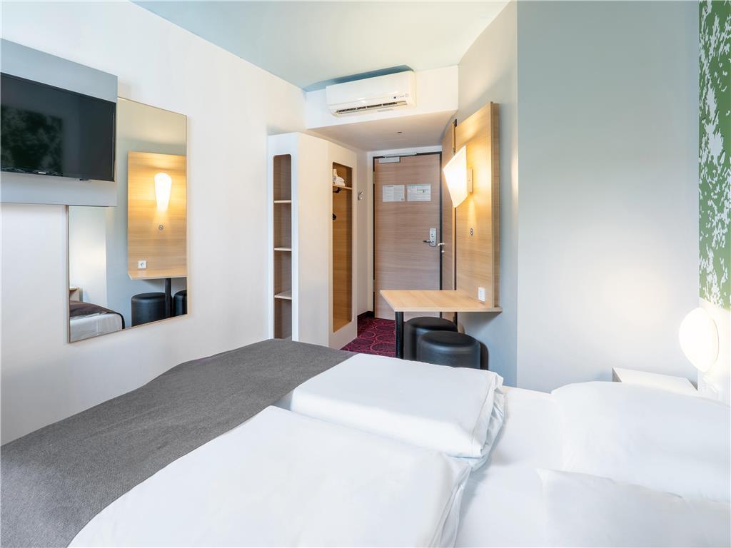 B&B Hotel Offenburg-City Quarto foto